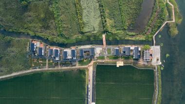 零碳木結(jié)構(gòu)展示中心、報(bào)告廳圓滿(mǎn)交付！